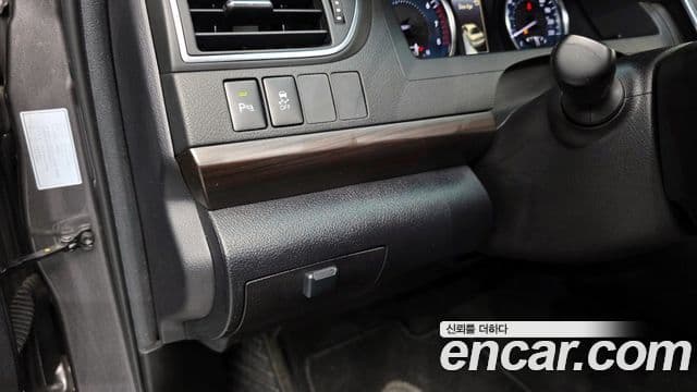 Toyota New 캠리 2.5 XLE, 2017 16