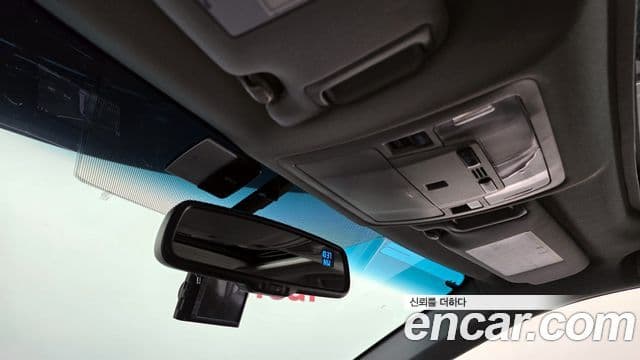 Toyota New 캠리 2.5 XLE, 2017 17