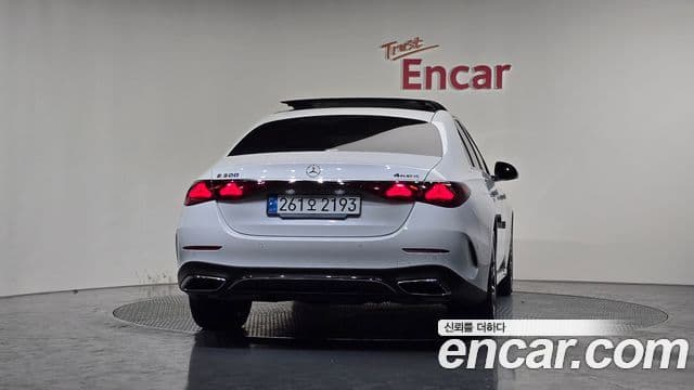 Mercedes-Benz E-класс W214 AMG Line, 2024 4