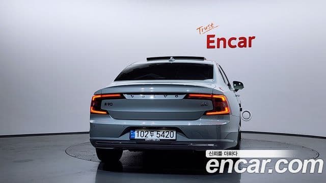 Volvo S90 B5 Ultimate Bright, 2024 4