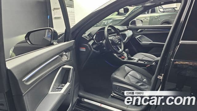 Audi Q3 (F3) Premium, 2023 10