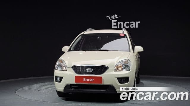 Kia 뉴카렌스 топовая версия, 2011 3