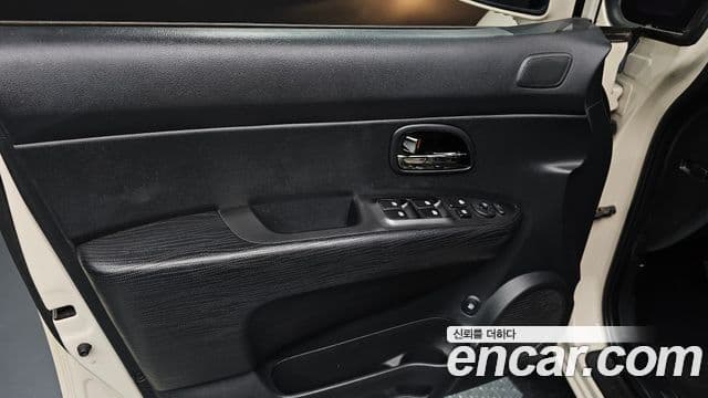 Kia 뉴카렌스 топовая версия, 2011 15