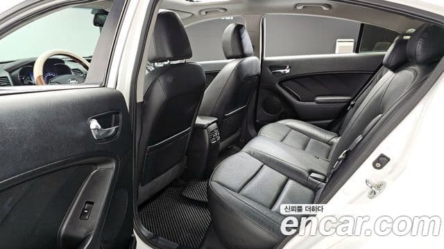 Kia K3 Prestige, 2015 12