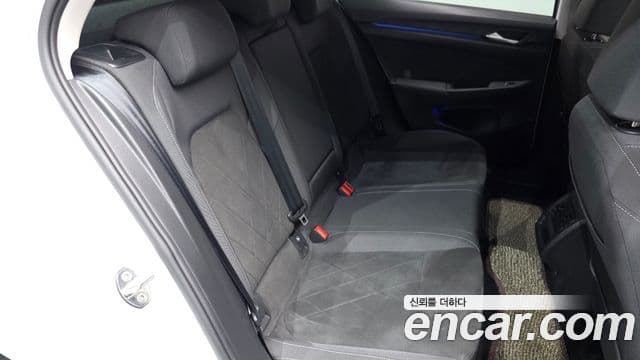 Volkswagen Гольф 8세대 Prestige, 2023 12