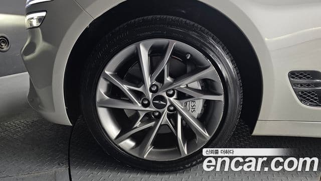 Genesis The / новый New G70, 2024 все фото