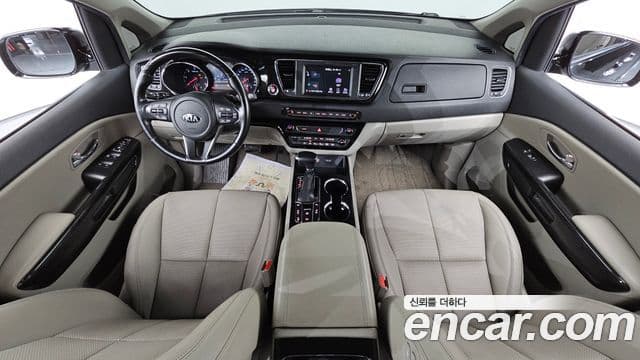 Kia The / новый New Carnival VIP, 2019 7