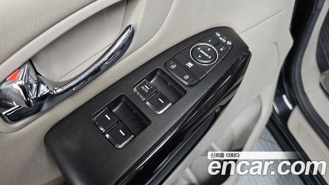 Kia The / новый New Carnival VIP, 2019 13