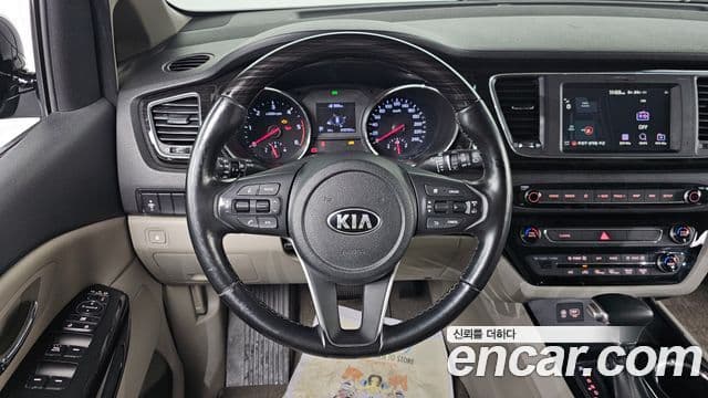Kia The / новый New Carnival VIP, 2019 14