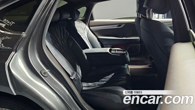 Genesis G80 (RG3) бензин 2.5 турбо 2WD, 2021 12