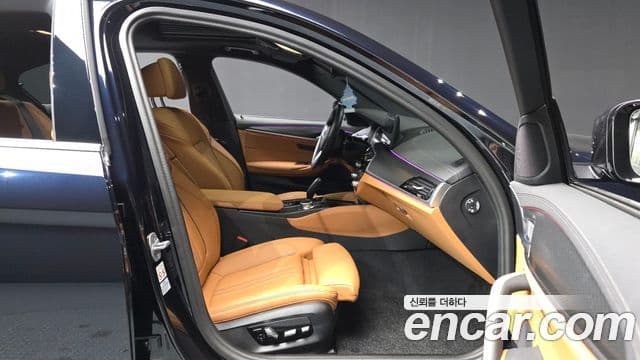 BMW 5시리즈 (G30) 520i M Sport, 2023 11
