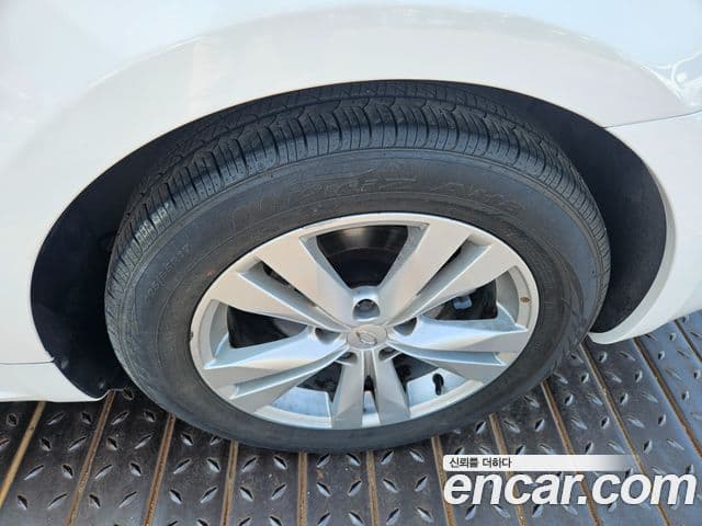 Renault Korea(Samsung) SM6 2.0 LPe SE (арендный автомобиль), 2019 16