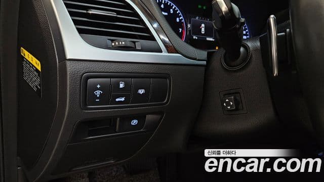 Hyundai Genesis DH G330 Premium AWD, 2016 17