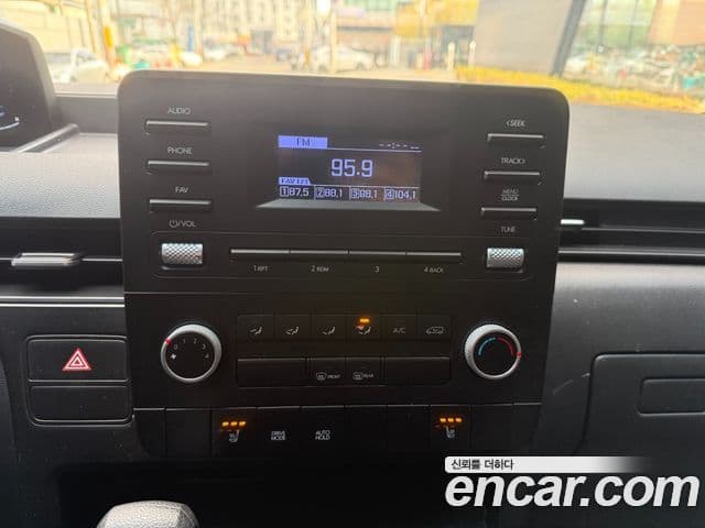 Hyundai Staria Smart, 2022 9