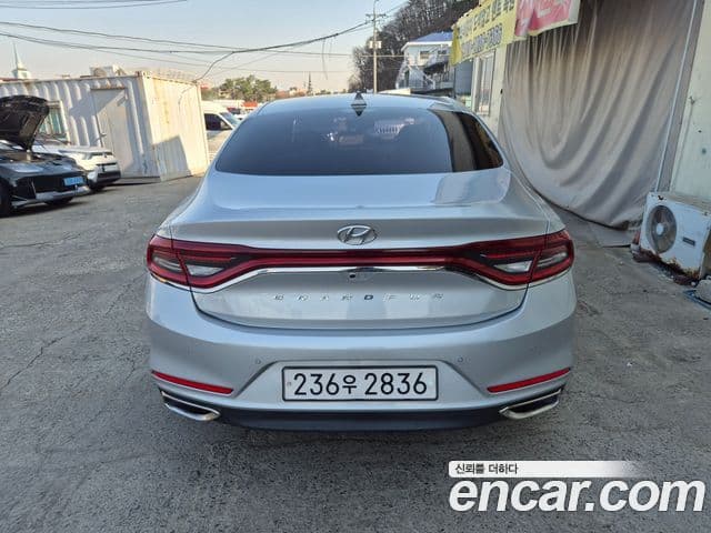 Hyundai Grandeur IG VIP пакет, 2018 4