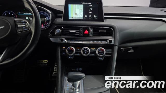 Genesis G70 Sport пакет, 2019 15