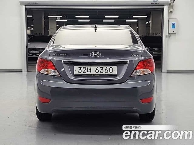 Hyundai Accent(новый кузов / новое поколение) Modern, 2015 3