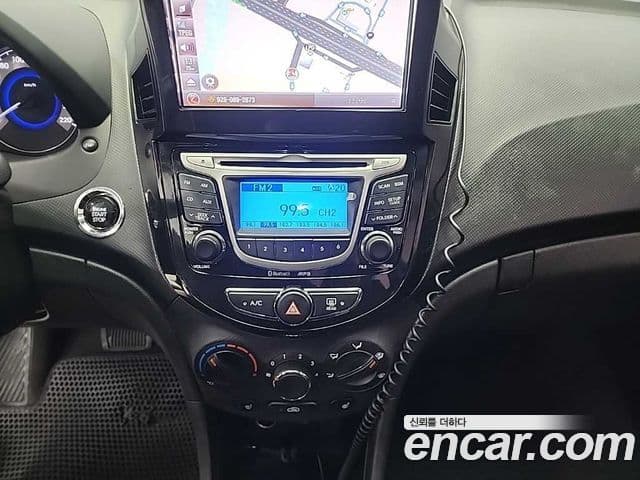 Hyundai Accent(новый кузов / новое поколение) Modern, 2015 10