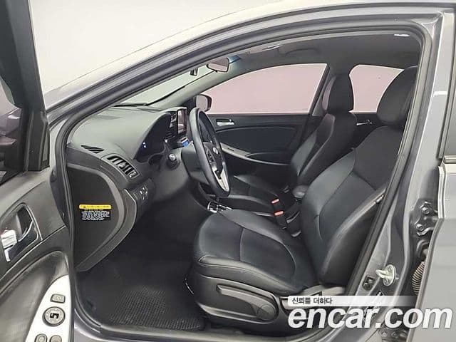 Hyundai Accent(новый кузов / новое поколение) Modern, 2015 11