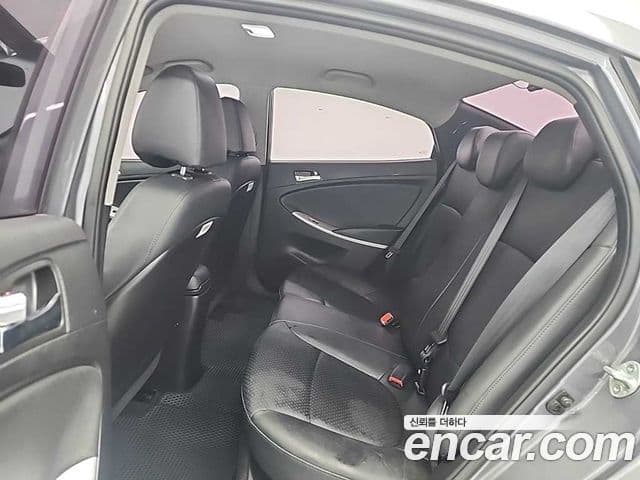 Hyundai Accent(новый кузов / новое поколение) Modern, 2015 12