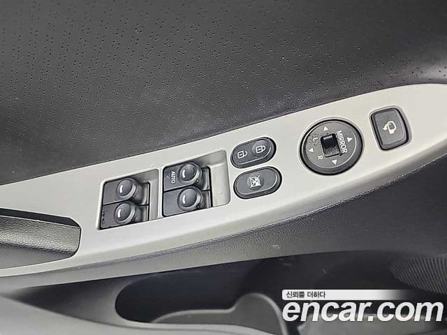 Hyundai Accent(новый кузов / новое поколение) Modern, 2015 15