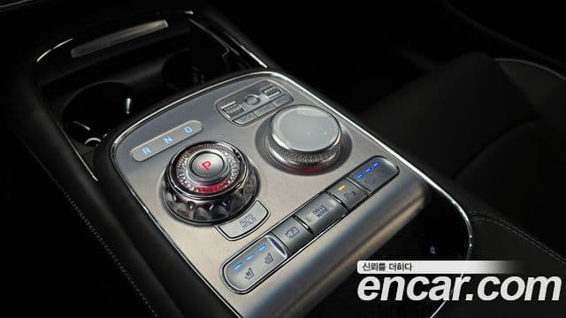 Genesis G90 (RS4) бензин 3.5 турбо AWD, 2024 9