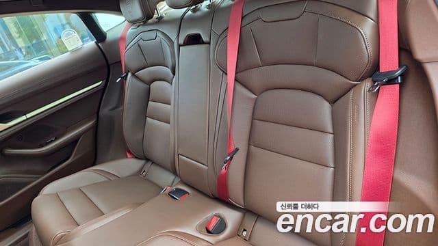 Porsche 타이칸 базовый 4, 2025 9