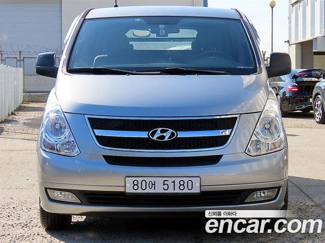 Hyundai Grand Starex CVX Luxury, 2012 1