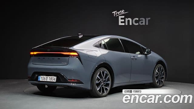 Toyota 프리우스 5세대 2.0 PHEV XSE, 2024 2