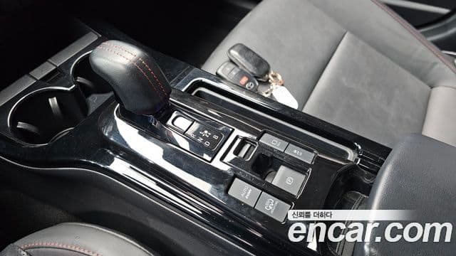 Toyota 프리우스 5세대 2.0 PHEV XSE, 2024 9