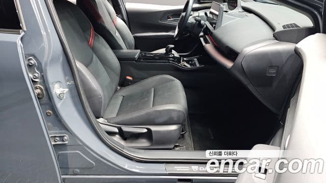 Toyota 프리우스 5세대 2.0 PHEV XSE, 2024 10