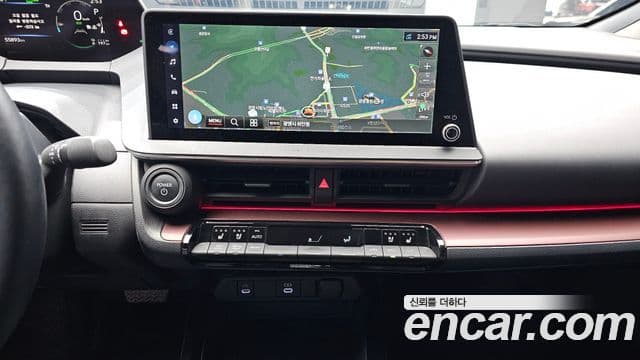 Toyota 프리우스 5세대 2.0 PHEV XSE, 2024 15