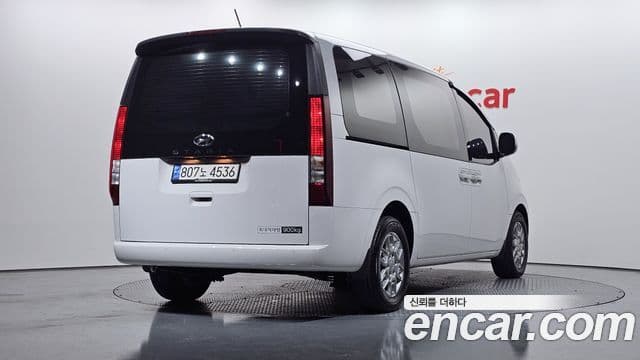 Hyundai Staria Modern, 2023 2