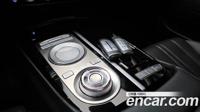 Genesis G80 (RG3) бензин 2.5 турбо 2WD, 2021 9