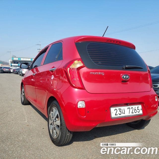 Kia All New Morning Deluxe Trendy, 2014 6