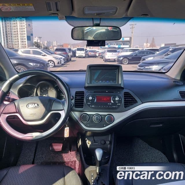 Kia All New Morning Deluxe Trendy, 2014 9