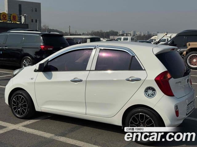 Kia All New Morning Deluxe, 2013 3