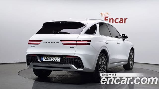 Genesis GV70, 2021 2
