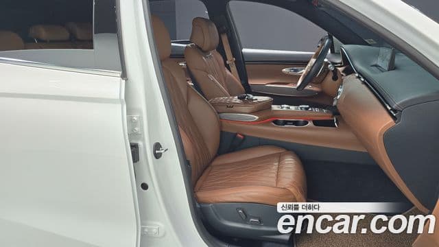 Genesis GV70, 2021 10