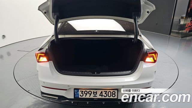 Kia K5 гибрид 3세대 Noblesse, 2022 20