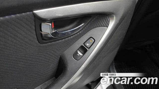 Hyundai Avante MD Premier, 2012 19