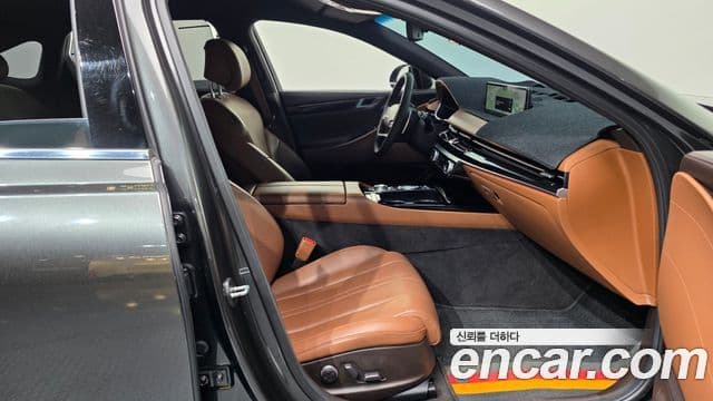 Genesis G80 (RG3) бензин 2.5 турбо 2WD, 2022 11