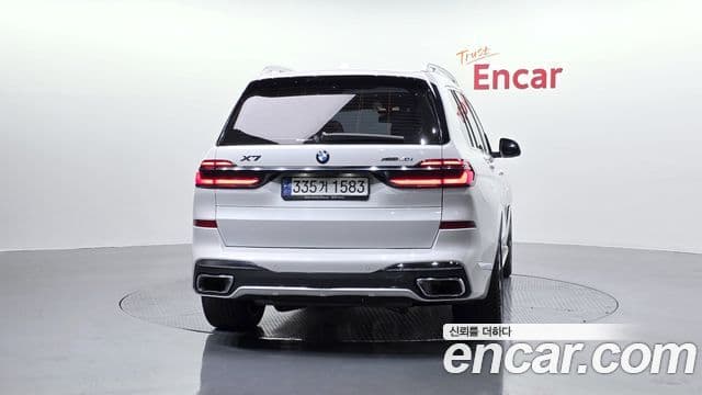 BMW X7 (G07) xDrive 40i M Sport 6인승, 2024 4