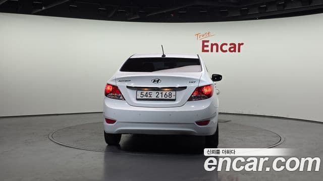 Hyundai Accent(новый кузов / новое поколение) Modern, 2014 4