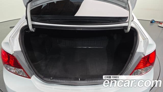 Hyundai Accent(новый кузов / новое поколение) Modern, 2014 20