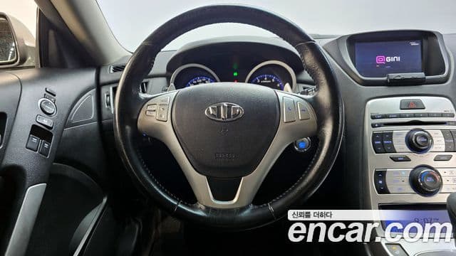 Hyundai Genesis купе 200 турбо P, 2010 13