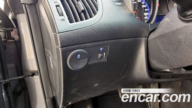 Hyundai Genesis купе 200 турбо P, 2010 17