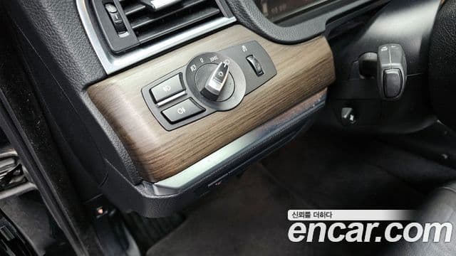 BMW 5시리즈 GT (F07), 2011 16