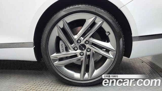 Genesis G80 (RG3) бензин 3.5 турбо AWD, 2025 все фото