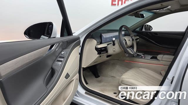 Genesis G80 (RG3) бензин 3.5 турбо AWD, 2025 11